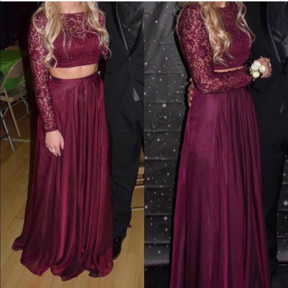 La Femme Dresses & Skirts - 2-piece, Maroon, Size 0 Prom Dress